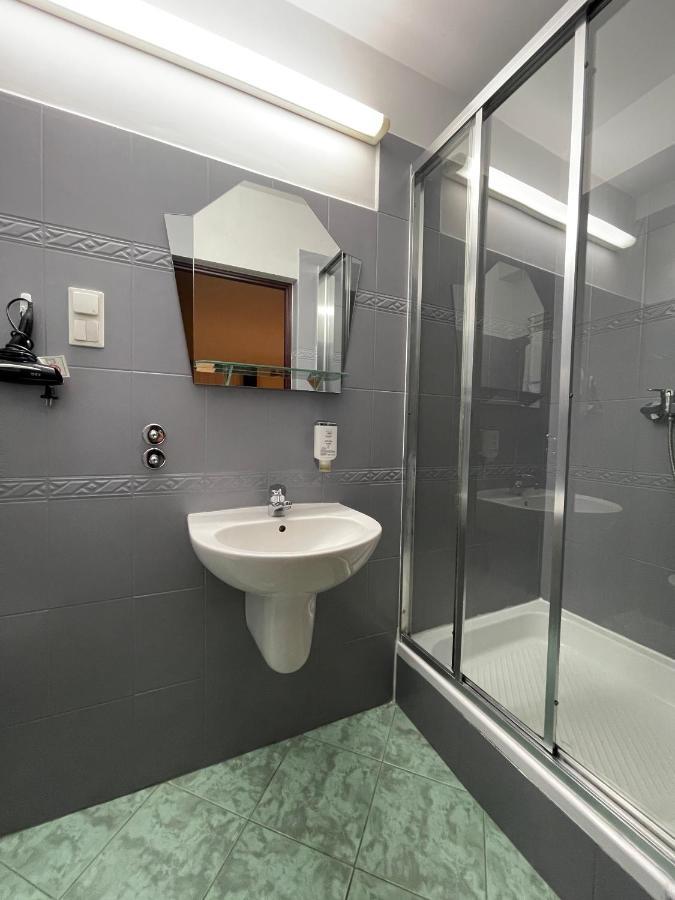 Golabek Leba Hotel Kültér fotó