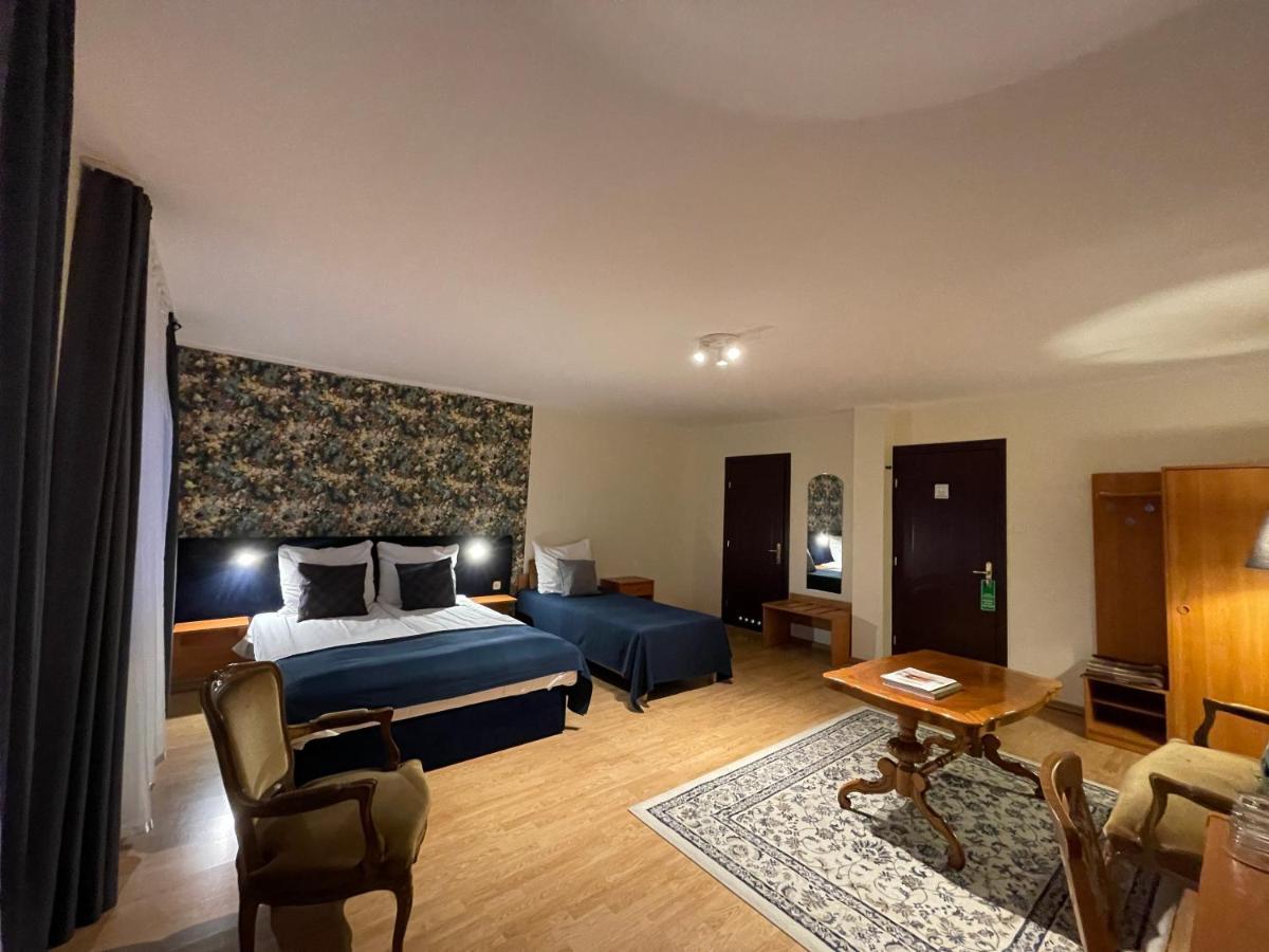 Golabek Leba Hotel Kültér fotó