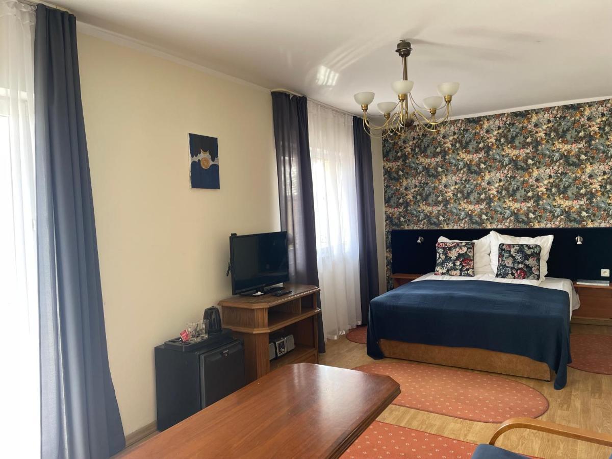 Golabek Leba Hotel Kültér fotó