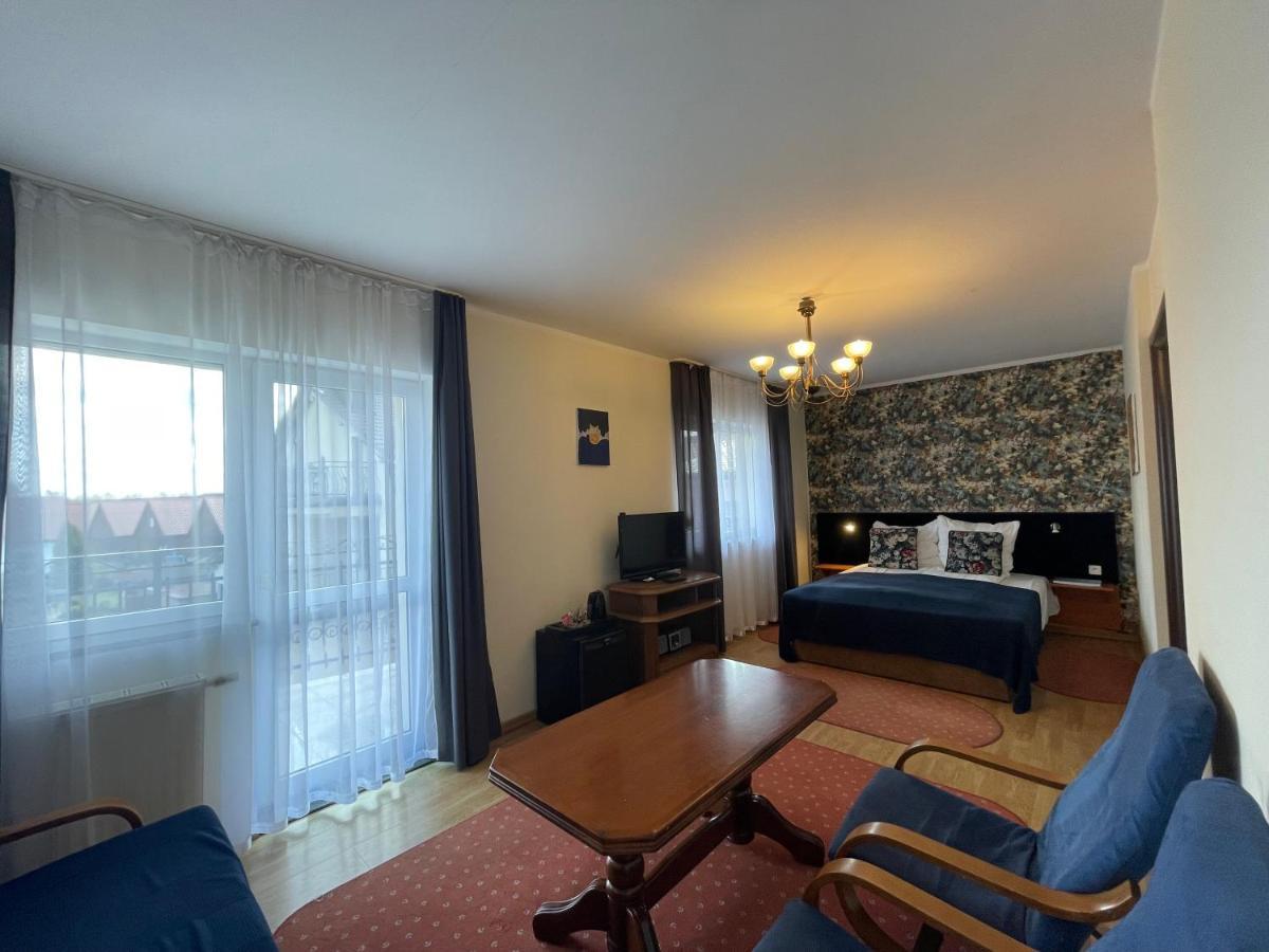 Golabek Leba Hotel Kültér fotó