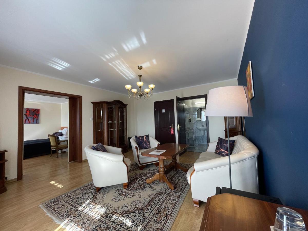 Golabek Leba Hotel Kültér fotó