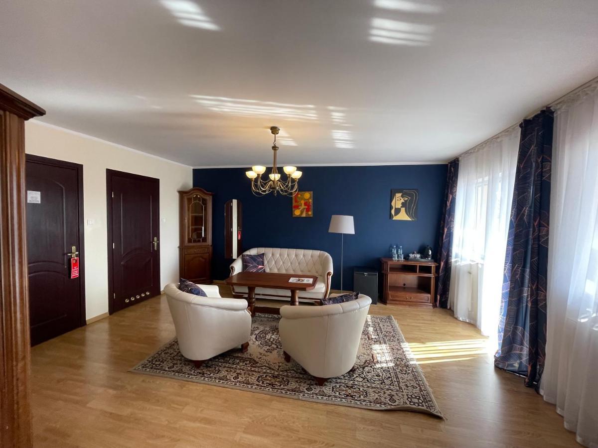 Golabek Leba Hotel Kültér fotó